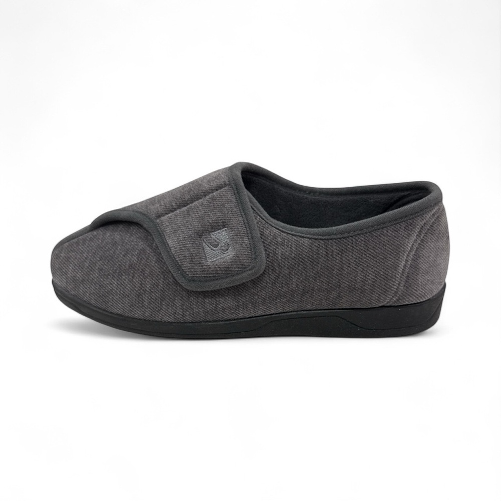 HomeTop Diabetic Foam Slupoers Size 10 NWOT